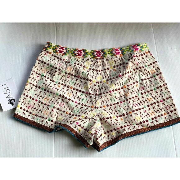 Love Sam Women's Ivory Colorful Crepe Lined shorts - Picture 10 of 12